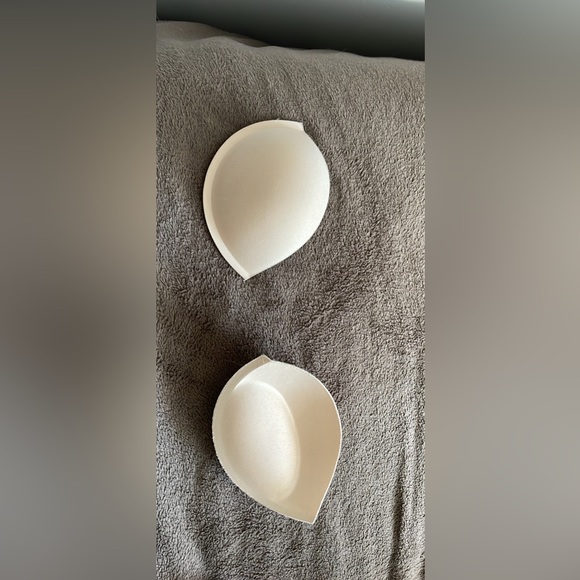 Prom Dress For Sale. - Picture 3 of 4